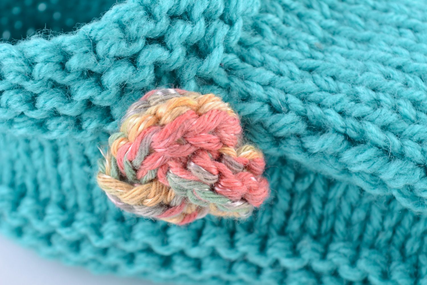 Pantoufles en mi-laine faites main tricotées turquoise belles pour femme photo 3