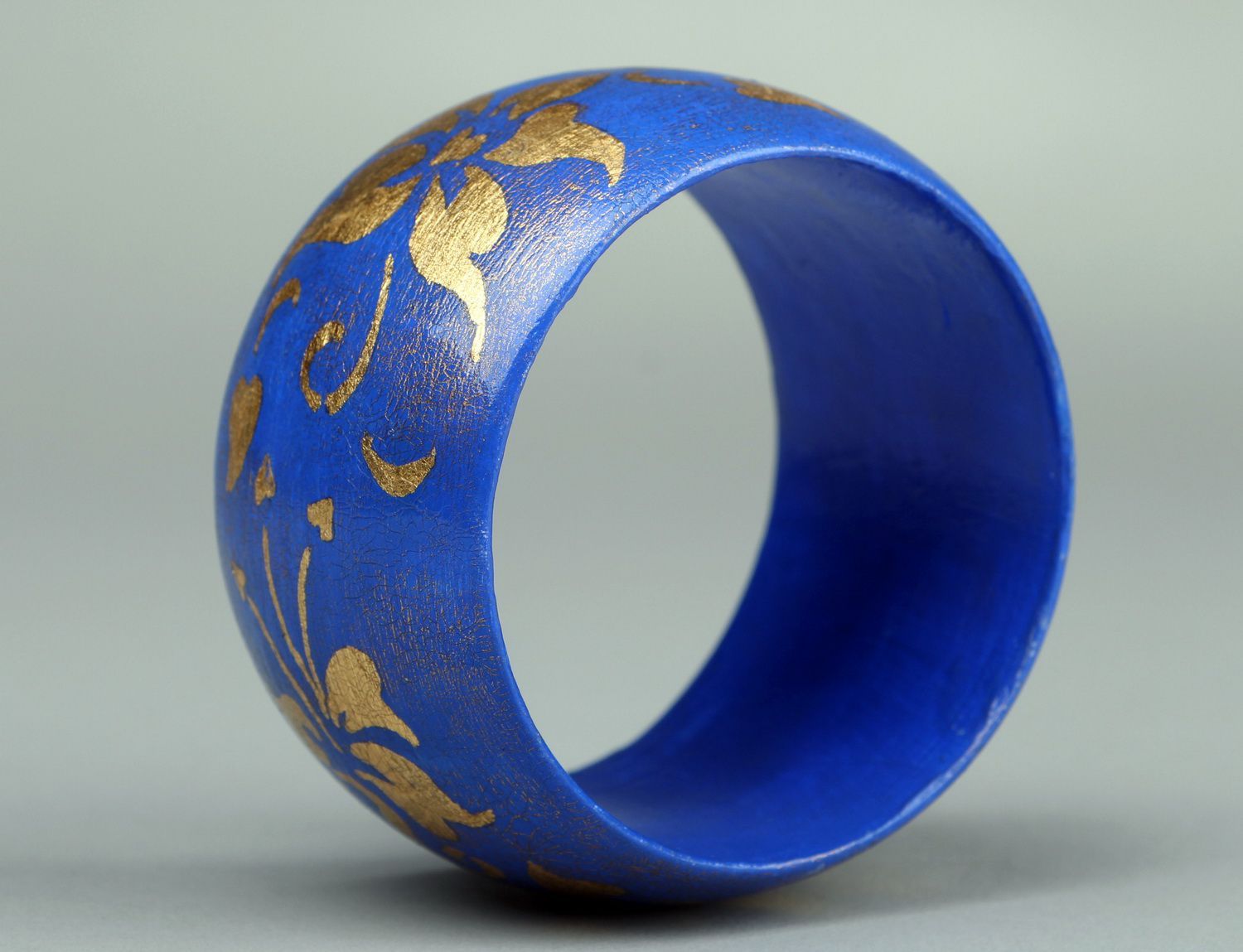 Bracelet en bois large bleu fait main photo 2