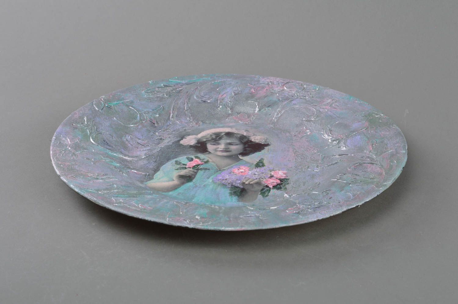 Handmade designer decoupage glass plate in vintage style in blue color palette photo 2