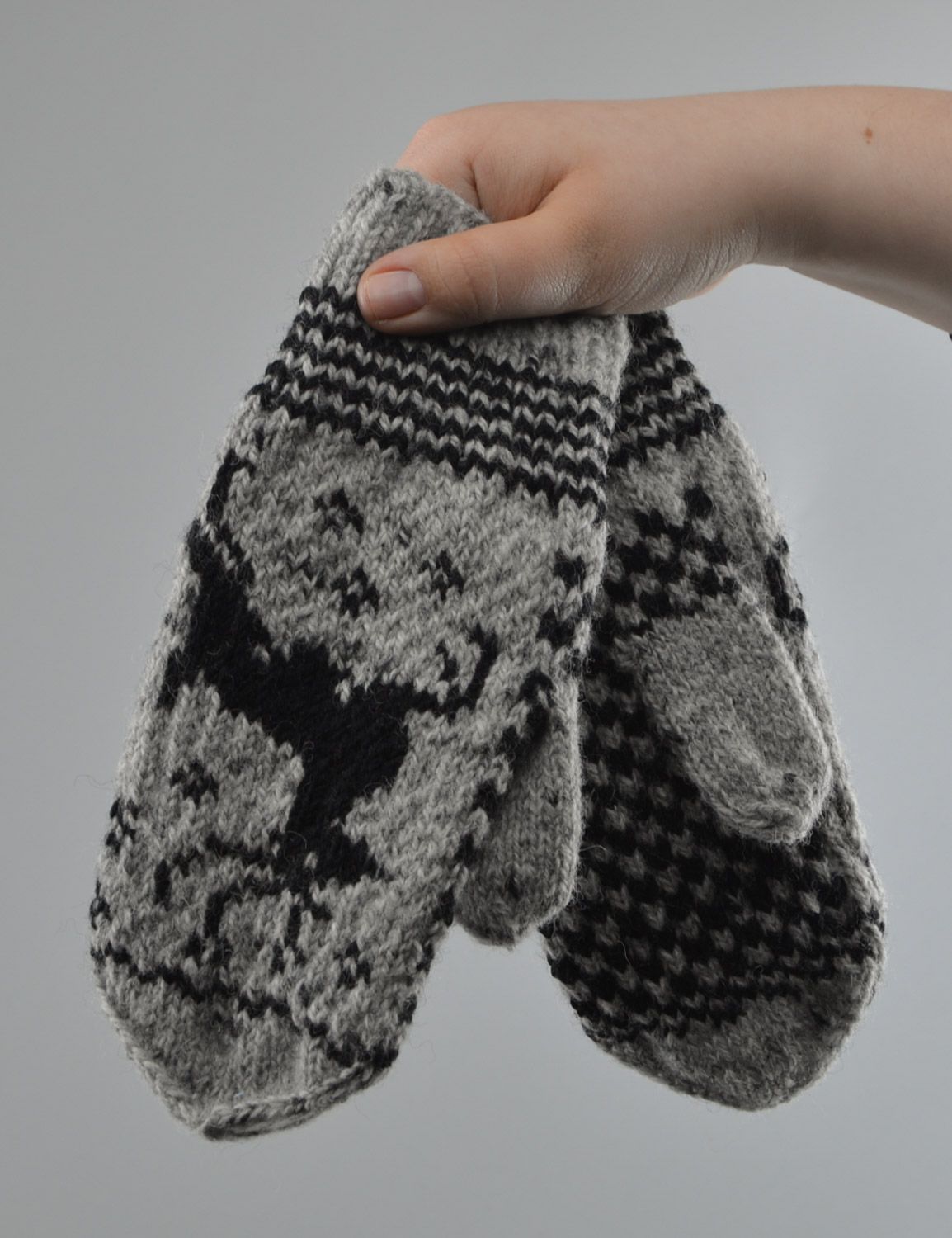 Handmade warm gray mittens with ornament knitted of sheep wool for women photo 3