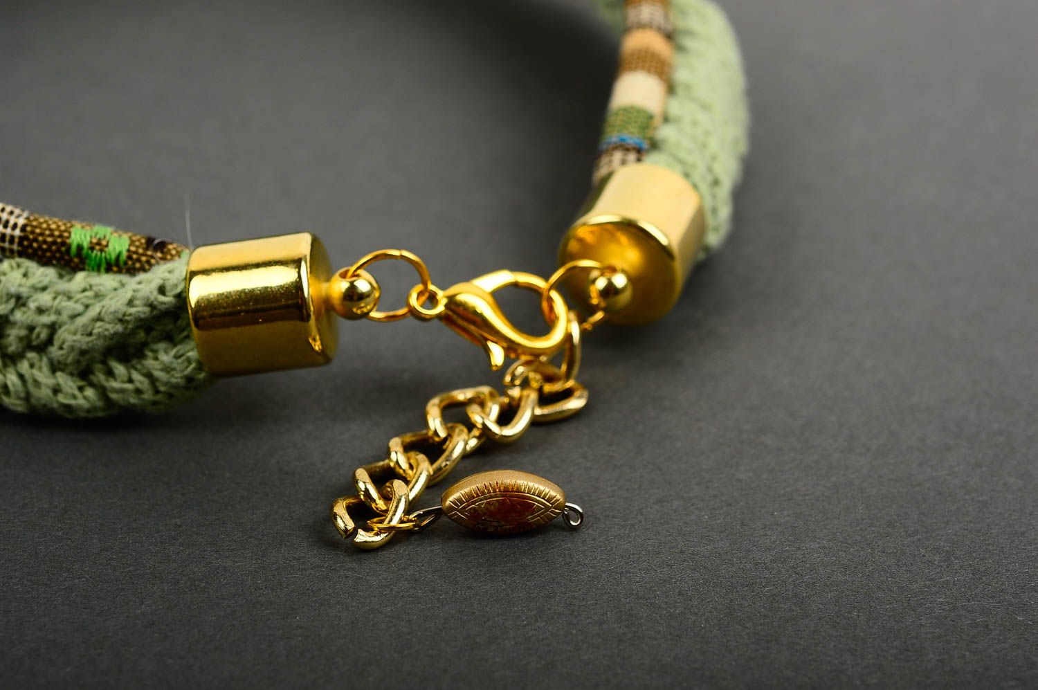 Stylish handmade textile necklace beaded necklace design fashion trends photo 4