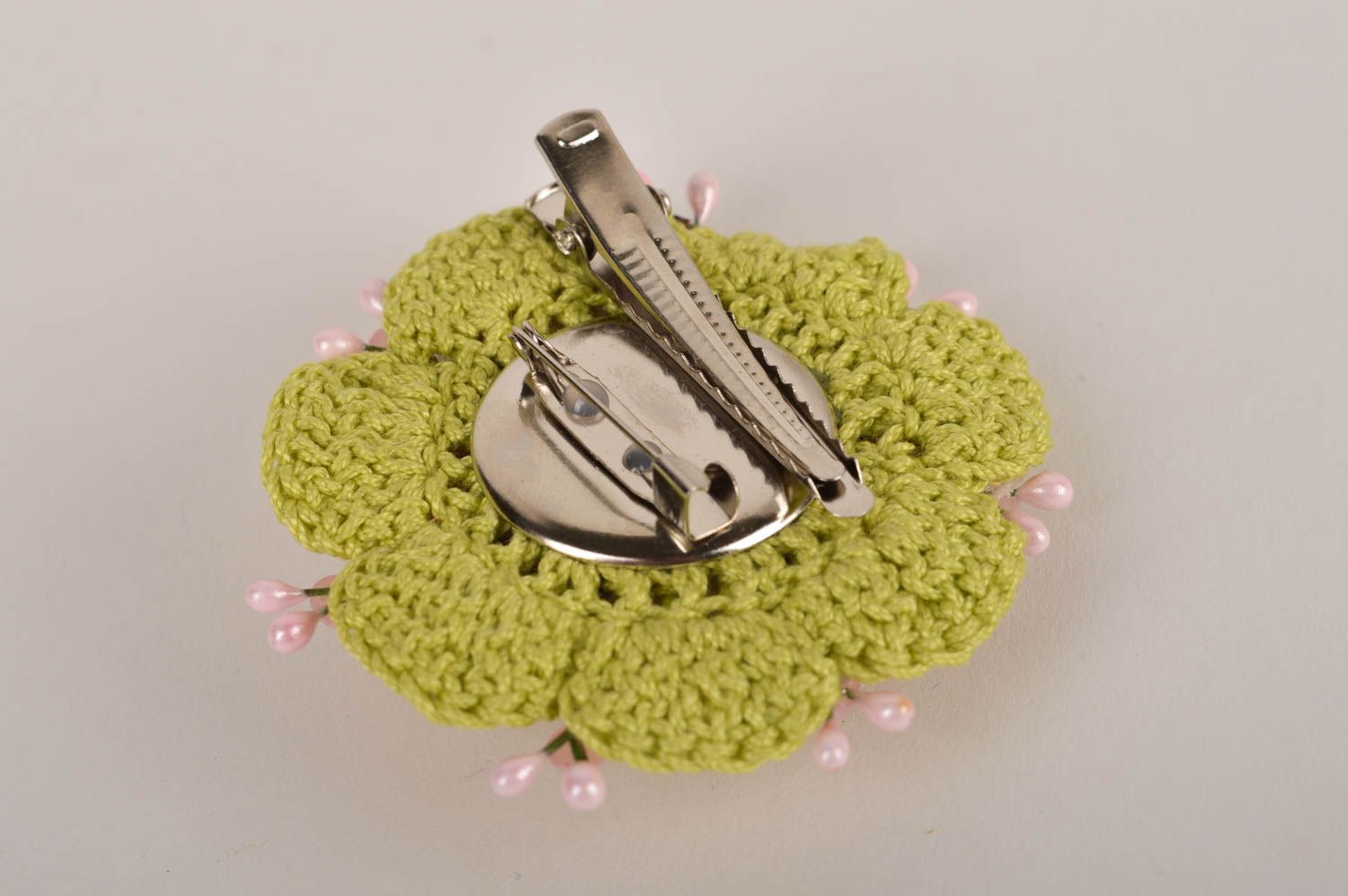 Beautiful handmade flower brooch jewelry hair clip crochet ideas small gifts photo 5