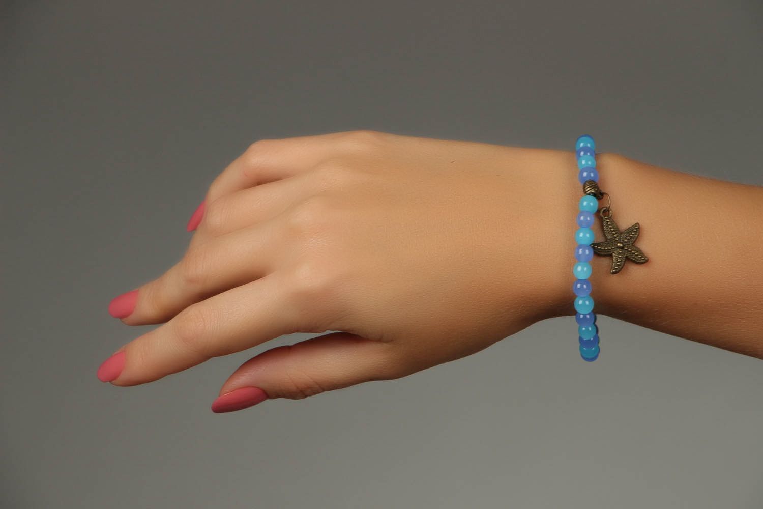 Bracelet fait main de grains de verre 'Étoile de mer' photo 6