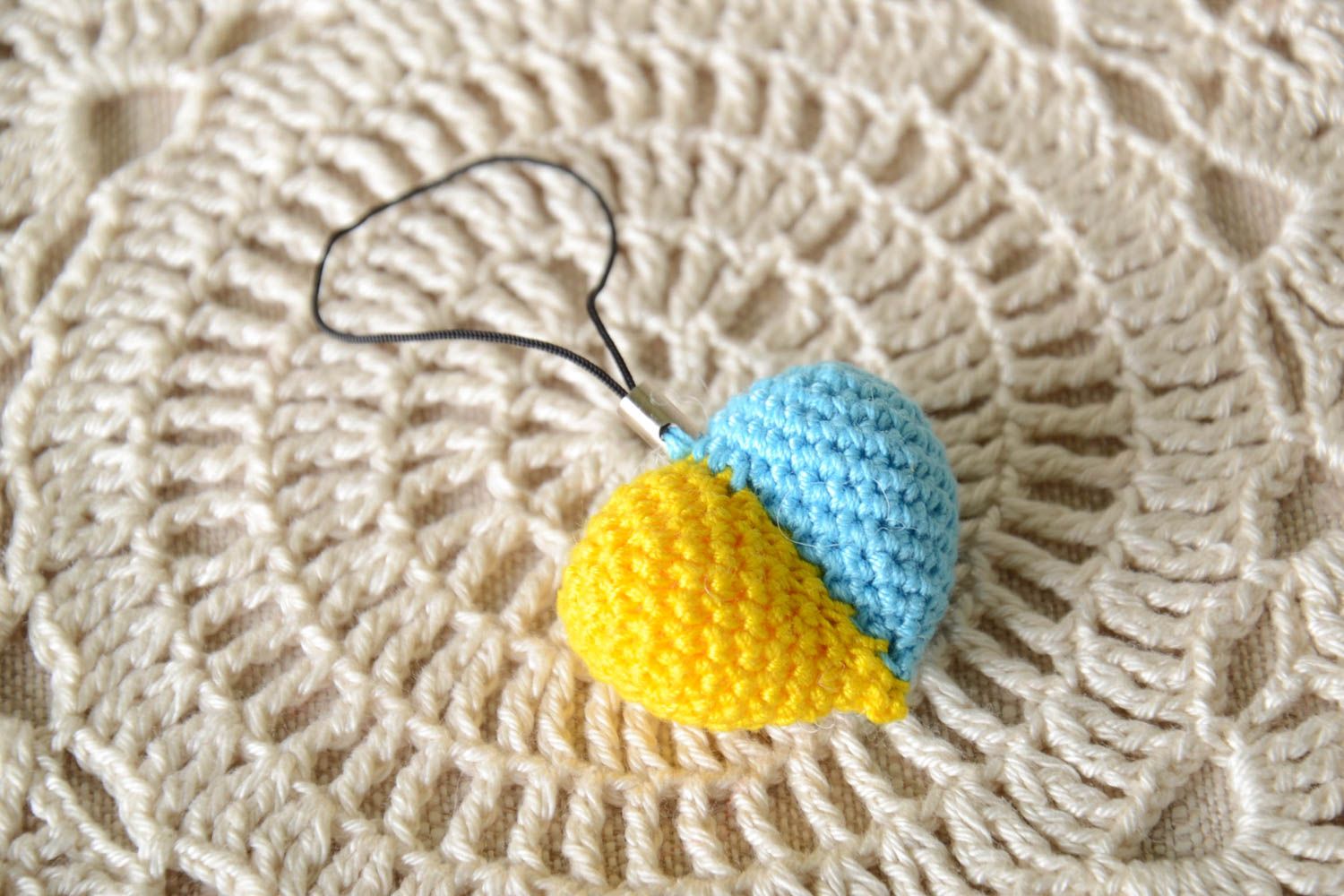 Beautiful handmade crochet keychain soft toy phone charm fashion accessories photo 1