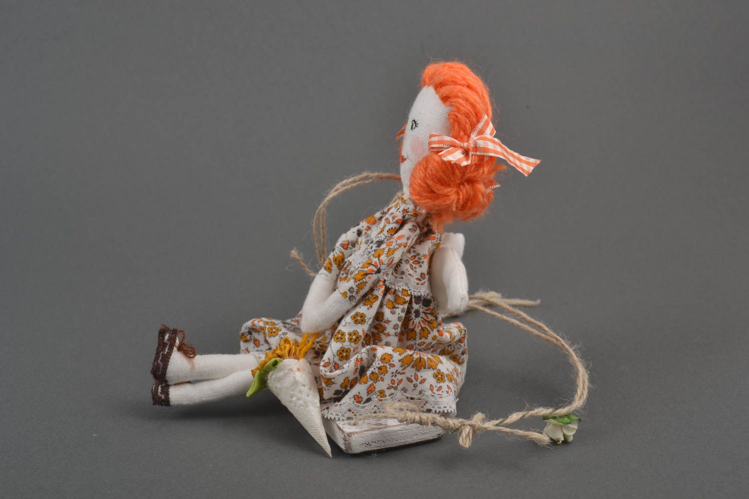 Кукла ручной работы декор для дома тряпичная кукла с петелькой Ангел куколка фото 4