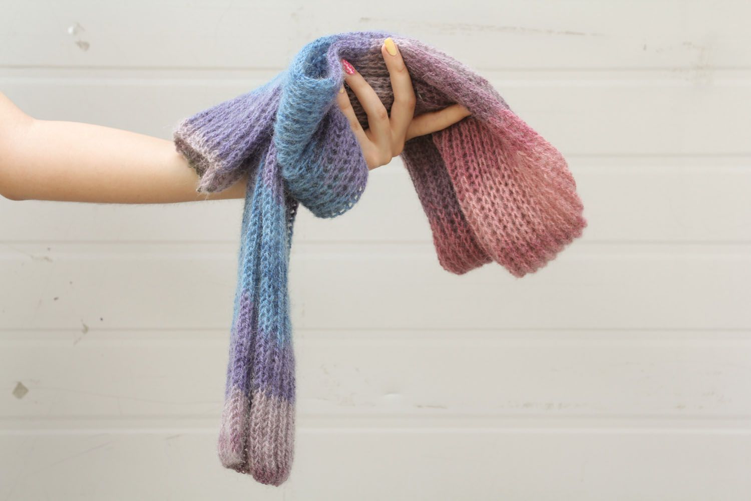 Écharpe féminine tricotée à la main originale photo 5