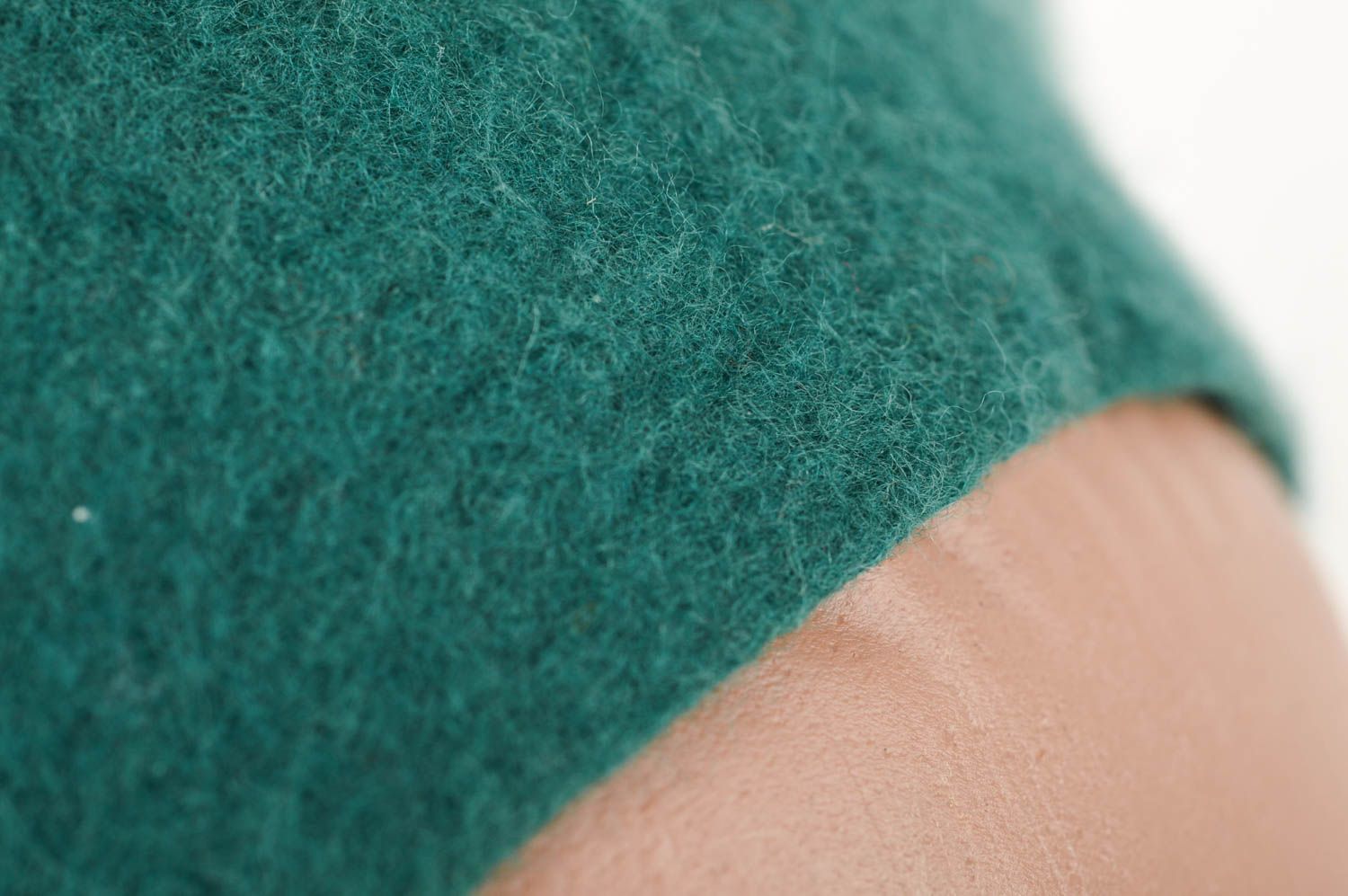 Bonnet laine fait main Béret femme vert chaud Vêtement femme original textile photo 4
