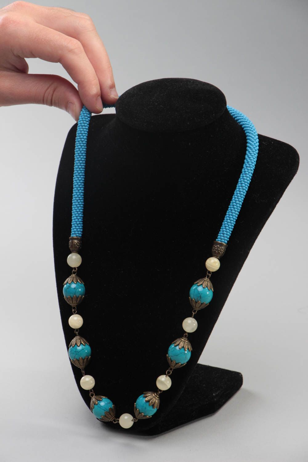Collier en perles de rocaille turquoise onyx long bleu fait main original photo 5