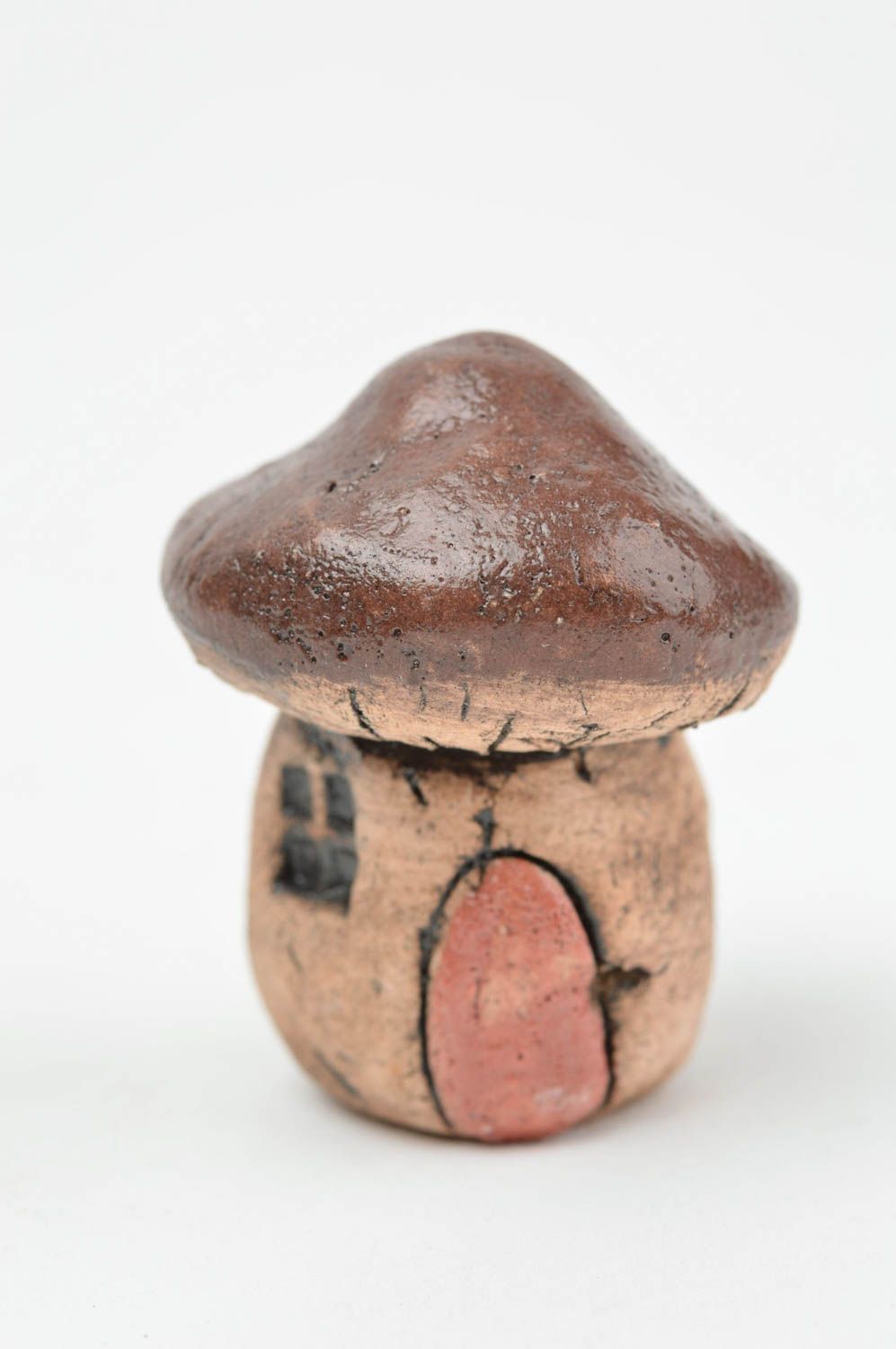 Фигурка из глины в виде домика гриба ручной работы красивая авторская с росписью фото 4