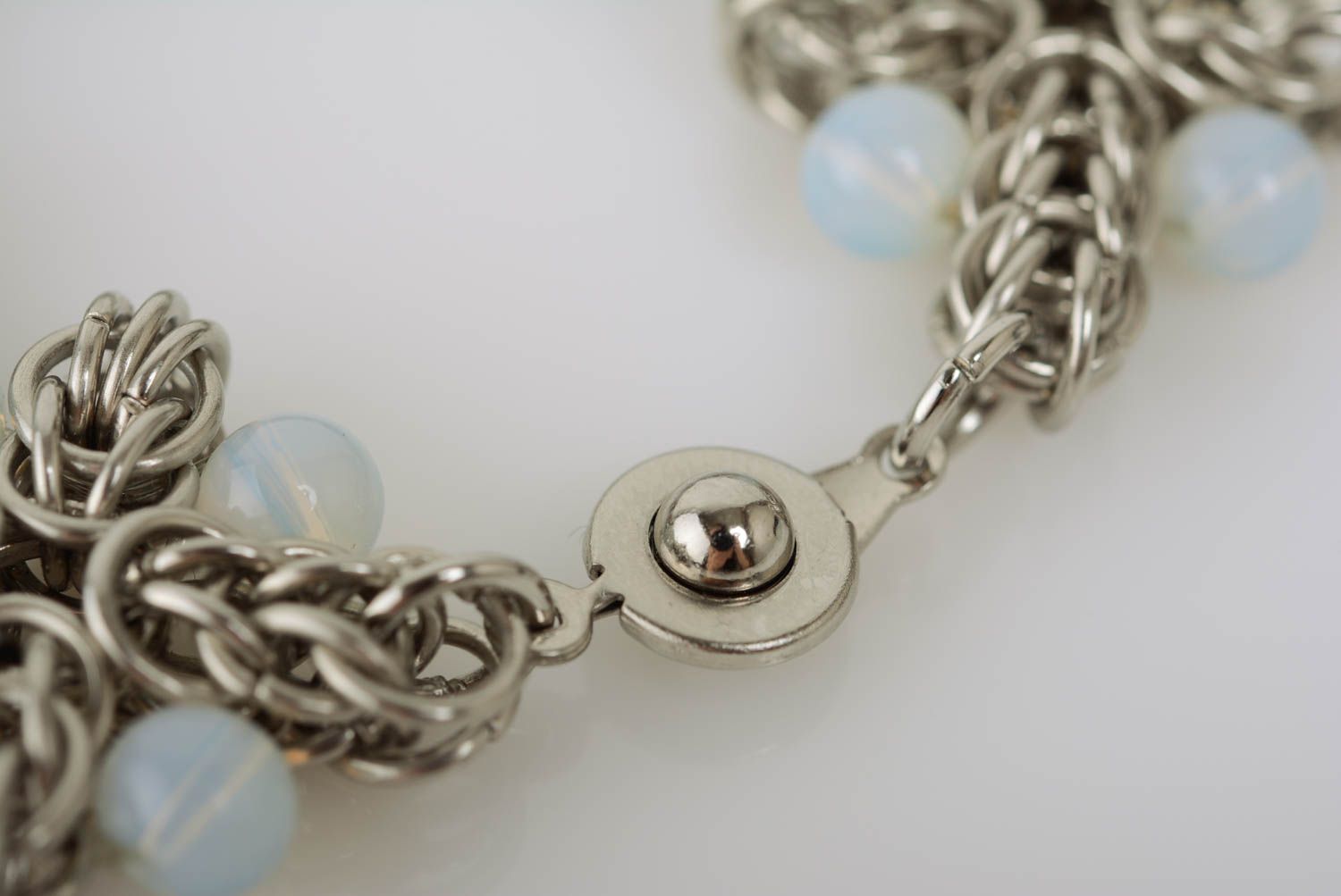 Line metal fashion cross shape bracelets with blue stones photo 5