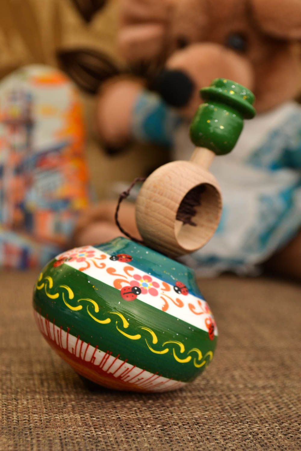 Детская юла игрушка ручной работы игрушка из натурального материала дерева фото 2