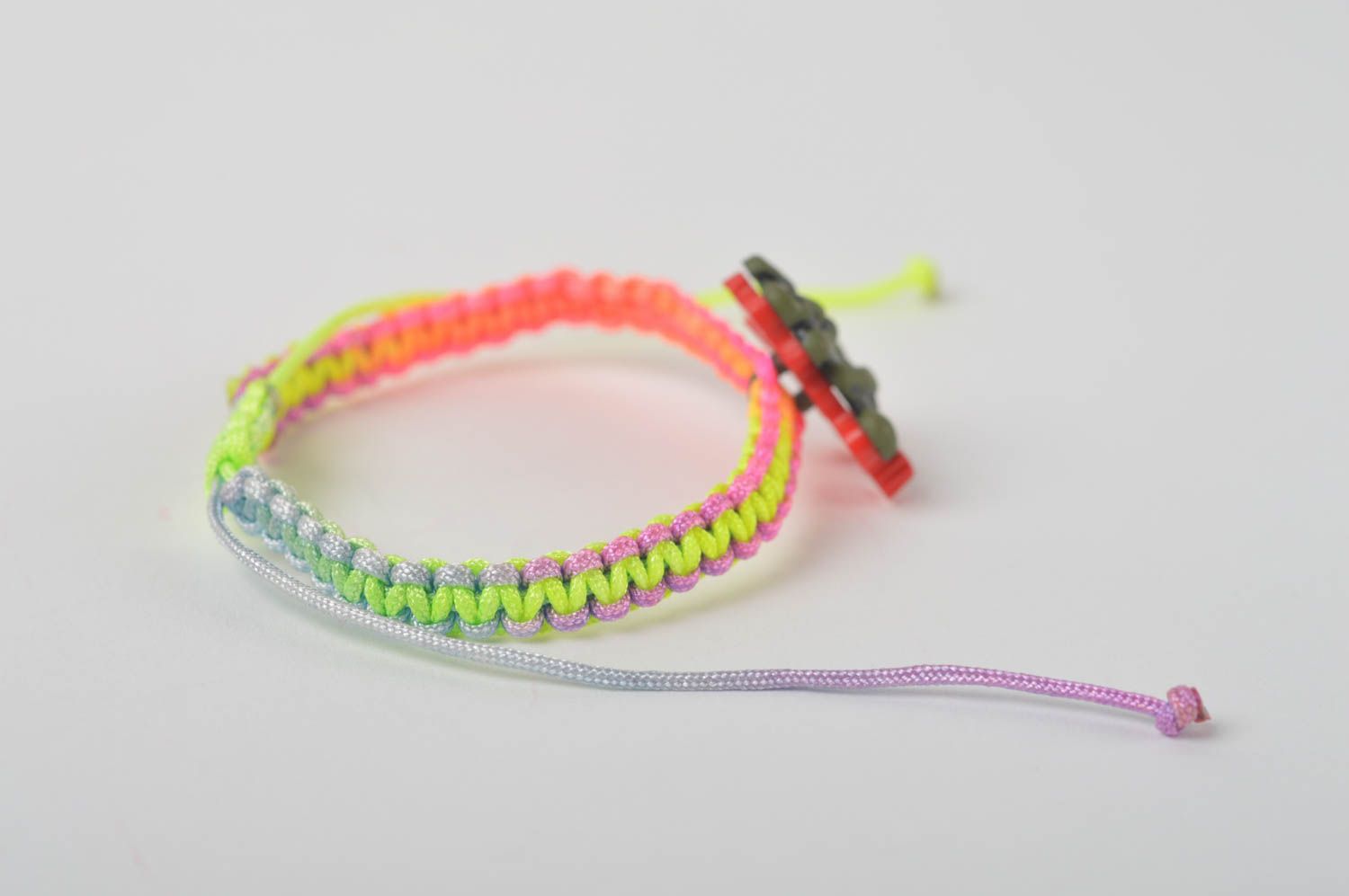 Браслет ручной работы браслет из шнурков плетеный браслет детский с лягушкой фото 3