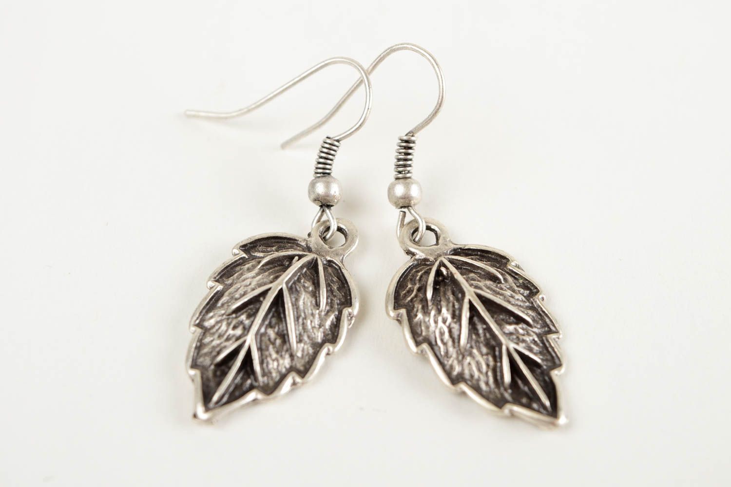 Long leaves earrings metal accessories woman designer fashion gift idea photo 4