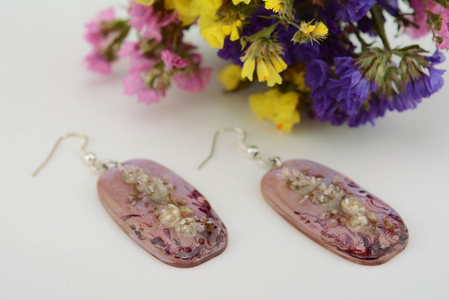 Earrings made of epoxy resin Lilac nacre photo 1