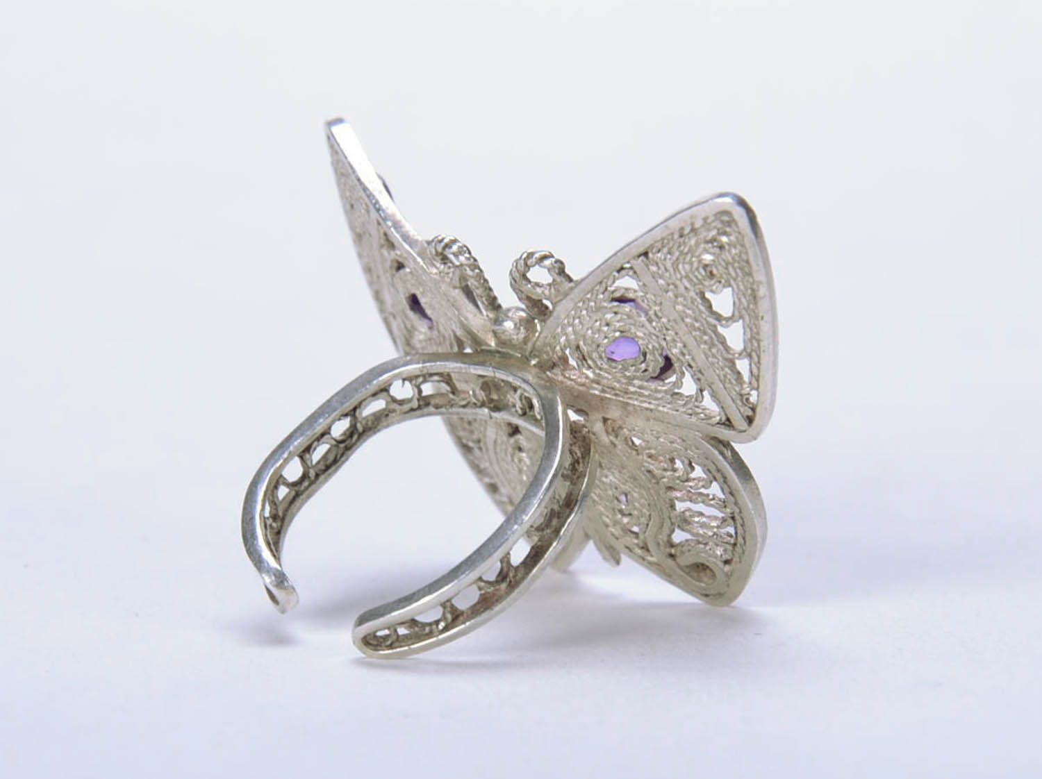 Серебряный перстень с аметистом Бабочка фото 2