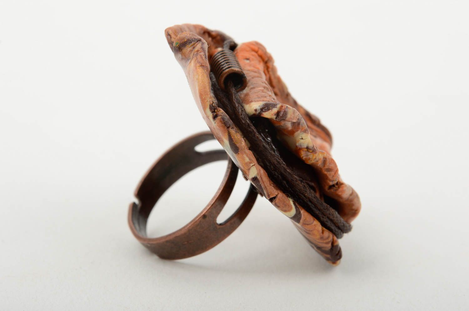 Кольцо ручной работы украшение кольцо стильное украшение из полимерной глины фото 2