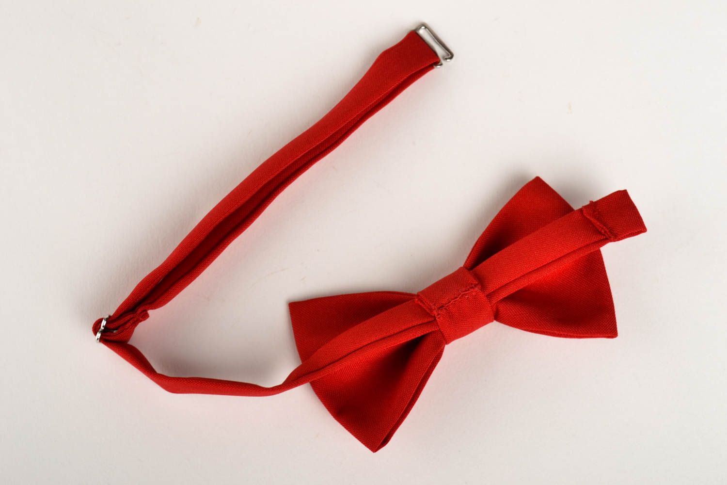 Corbata de lazo artesanal pajarita moderna roja original accesorio unisex foto 2