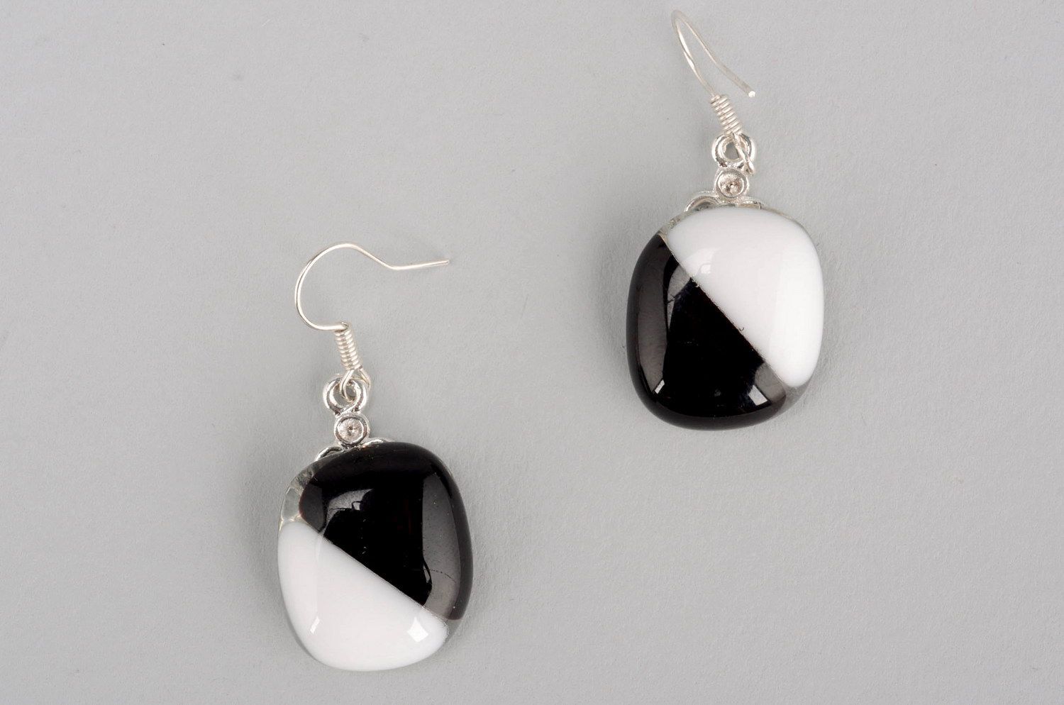 Fused glass earrings Black and white photo 2