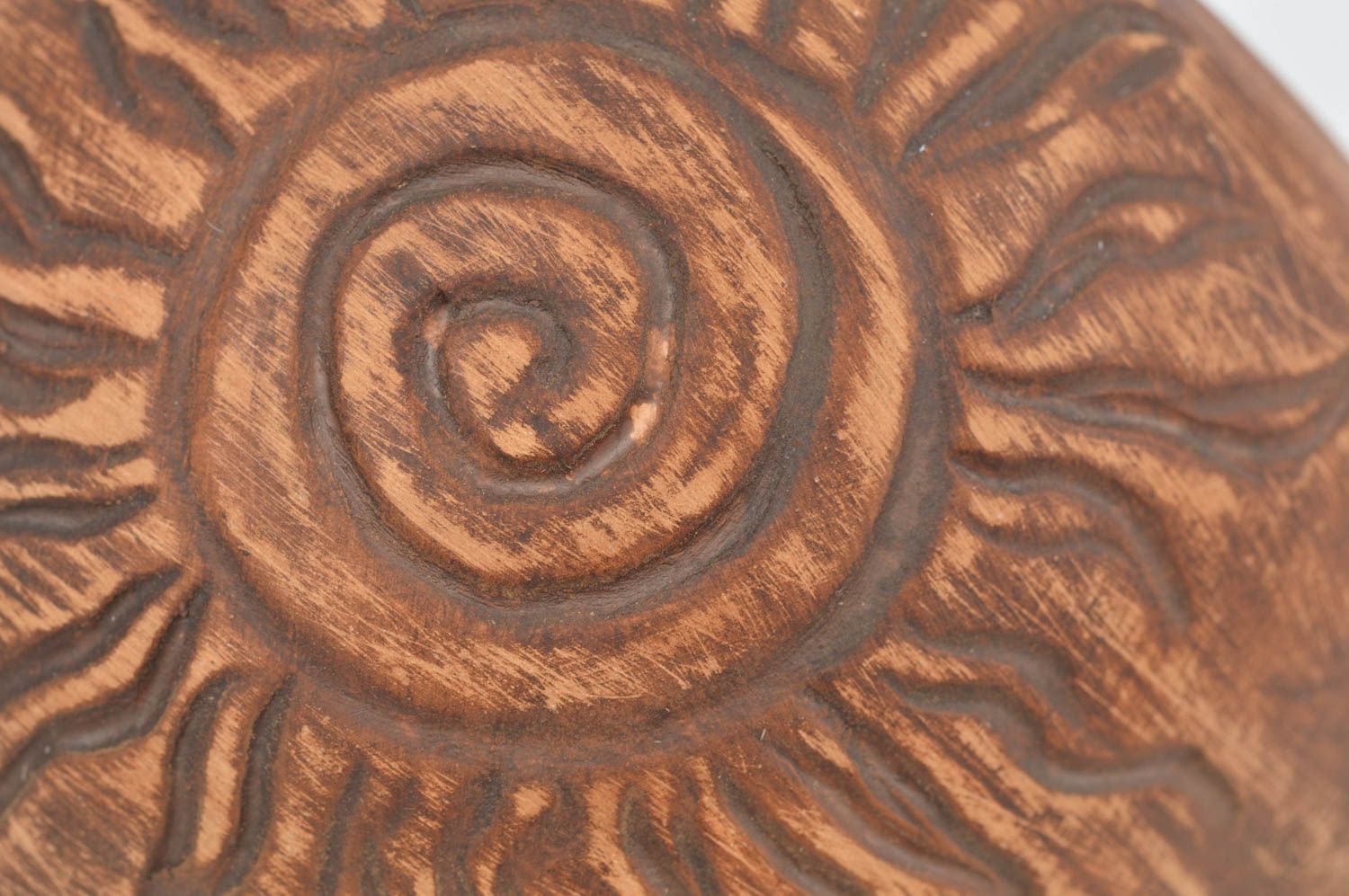 Théière marron en terre cuite avec couvercle dessin de soleil faite main photo 5
