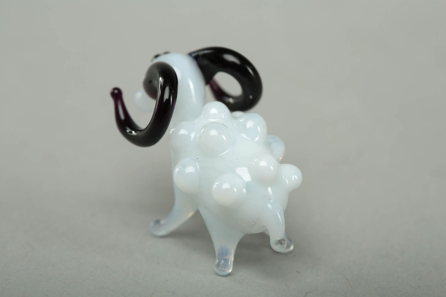 Figurine miniature en verre faite main Mouton photo 3