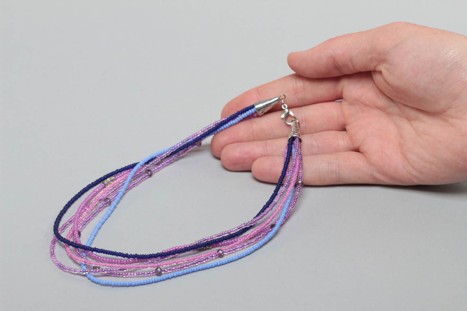 Handgemachte schöne mehrschichtige bunte Halskette für Mädchen Designer Schmuck foto 5