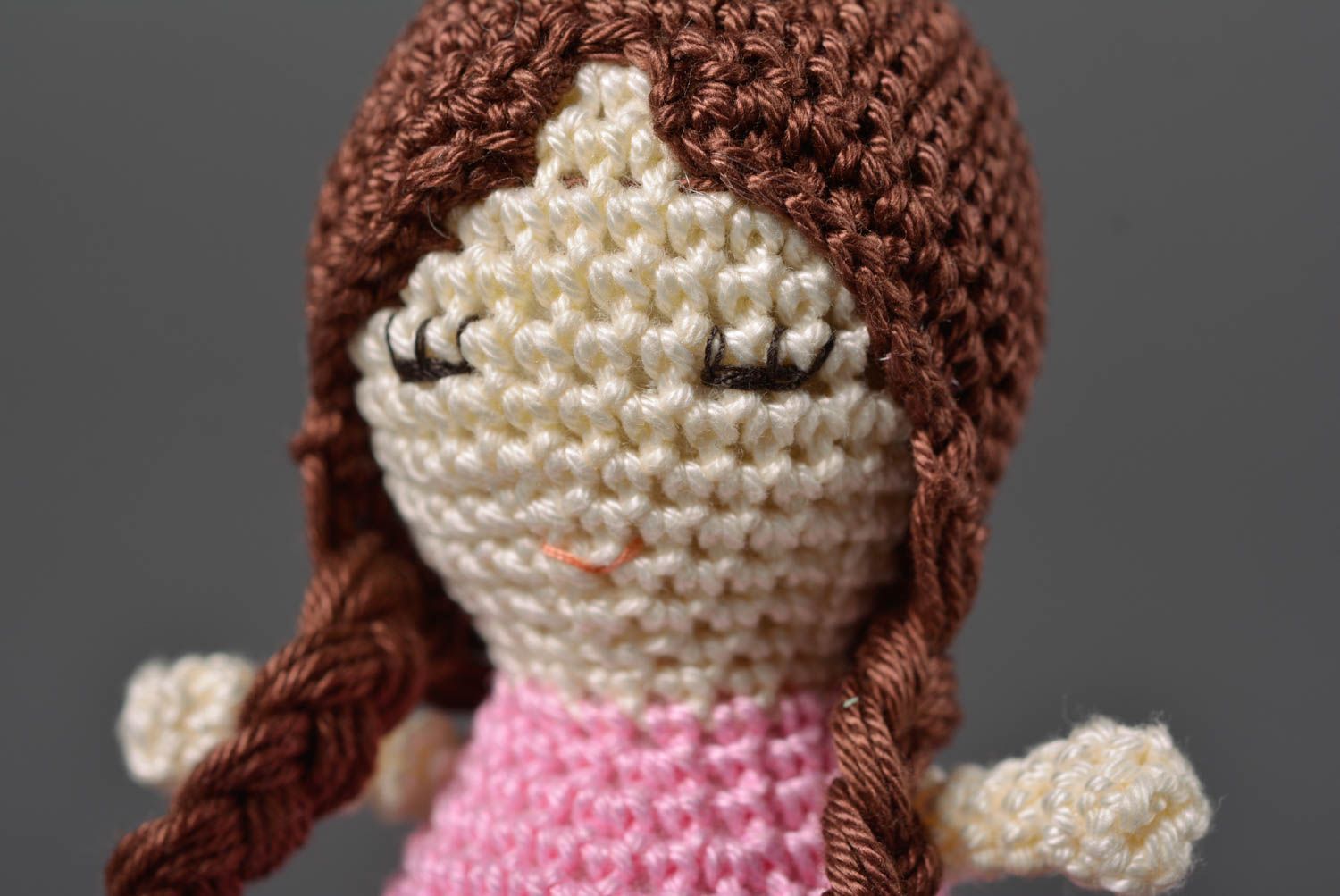 Petite poupée Jouet tricot fait main en coton au crochet Cadeau original photo 2