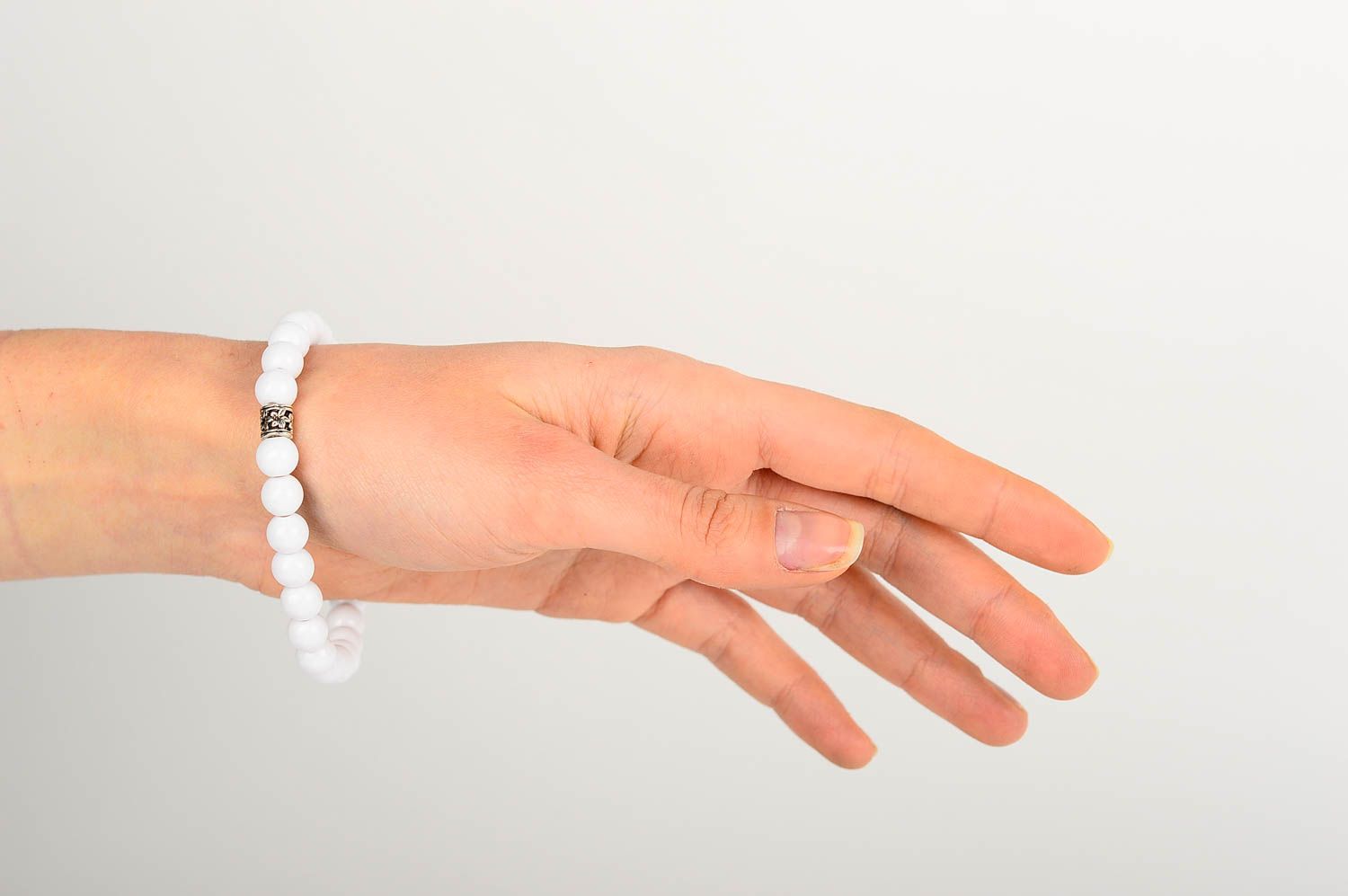 Women bijouterie handmade accessories beaded bracelets white bracelet with metal photo 2