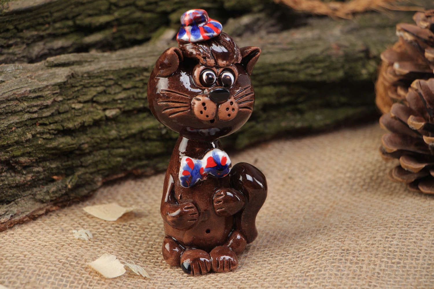 Figura de cerámica artesanal gato gracioso marrón bonito lindo foto 1