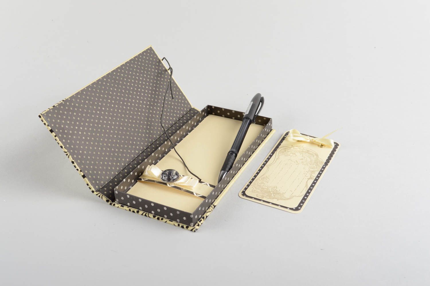 Handmade Geschenk Schachtel für Geld aus Designer Papier für Scrapbooking foto 5