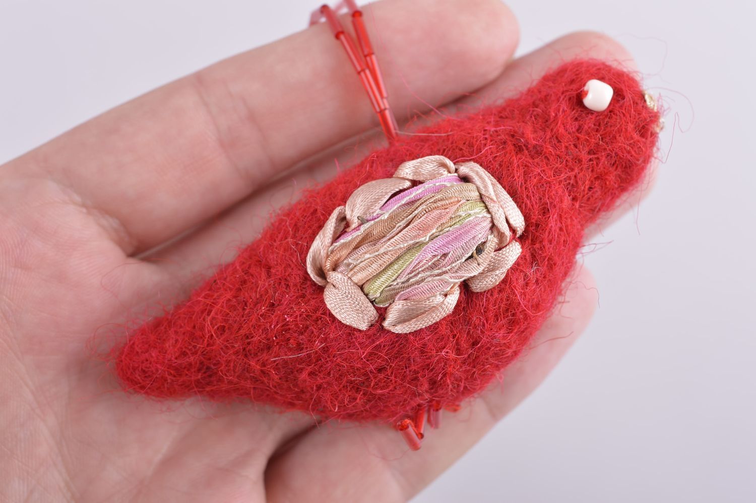 Handmade Textil Spielzeug Deko Anhänger Designer Geschenk Stoff Kuscheltier rot foto 4