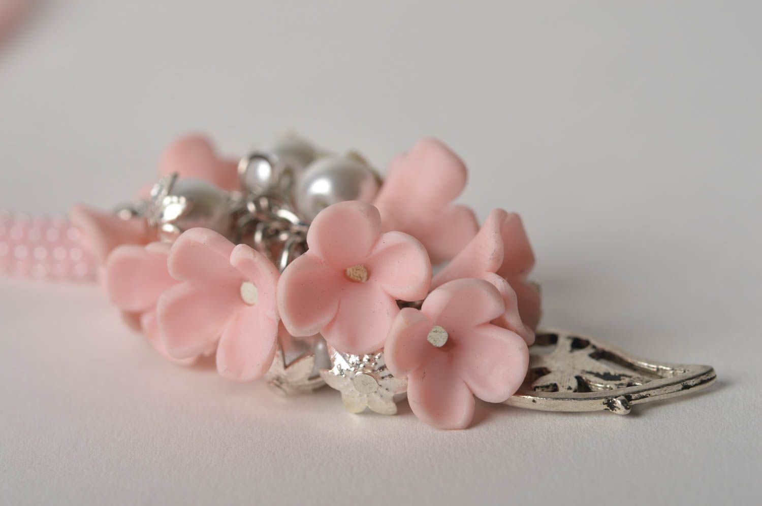 Collier lariat Bijou fait main blanc rose fleurs perles de rocaille Cadeau femme photo 4