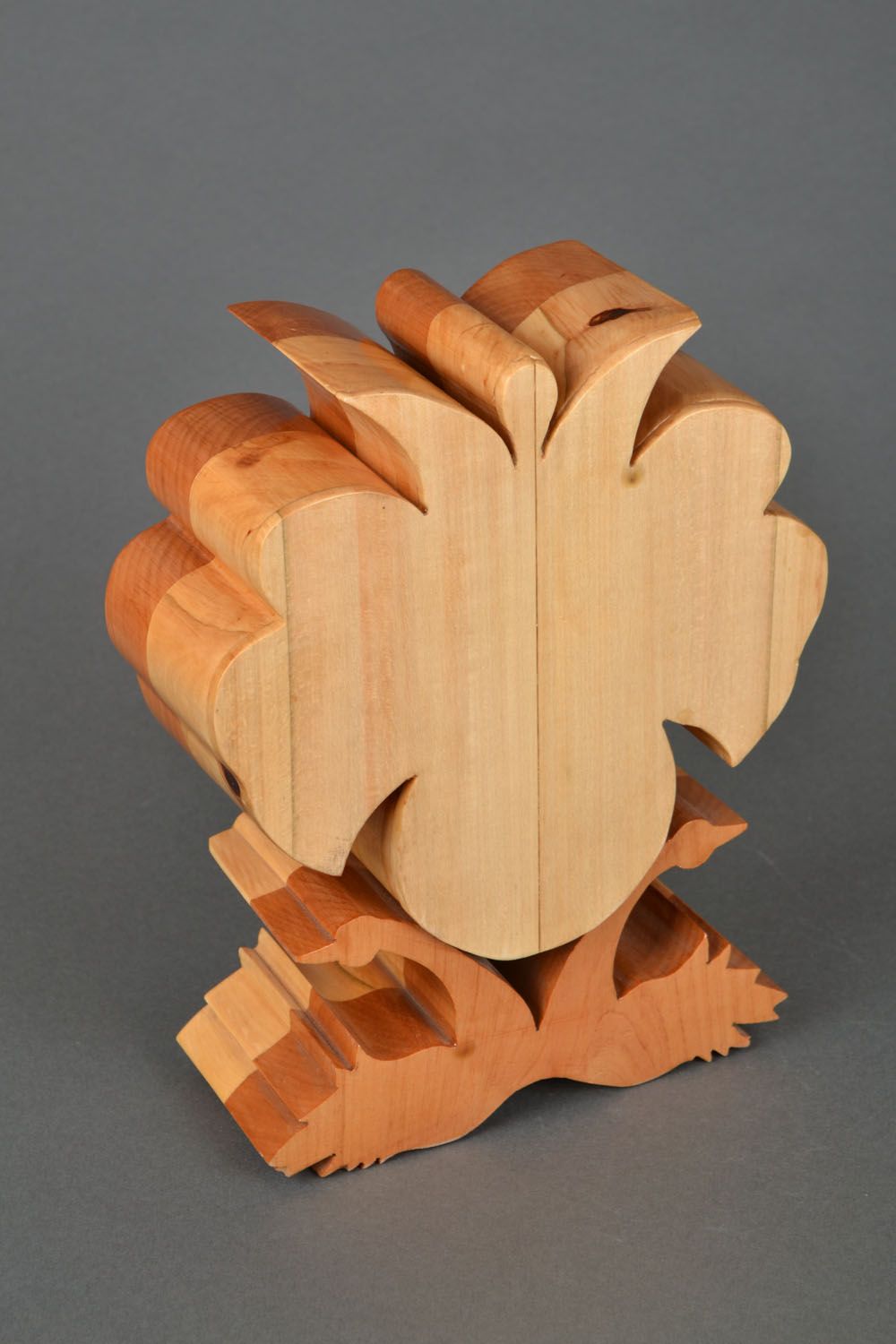 Caja de madera tallada con forma de cisnes foto 5