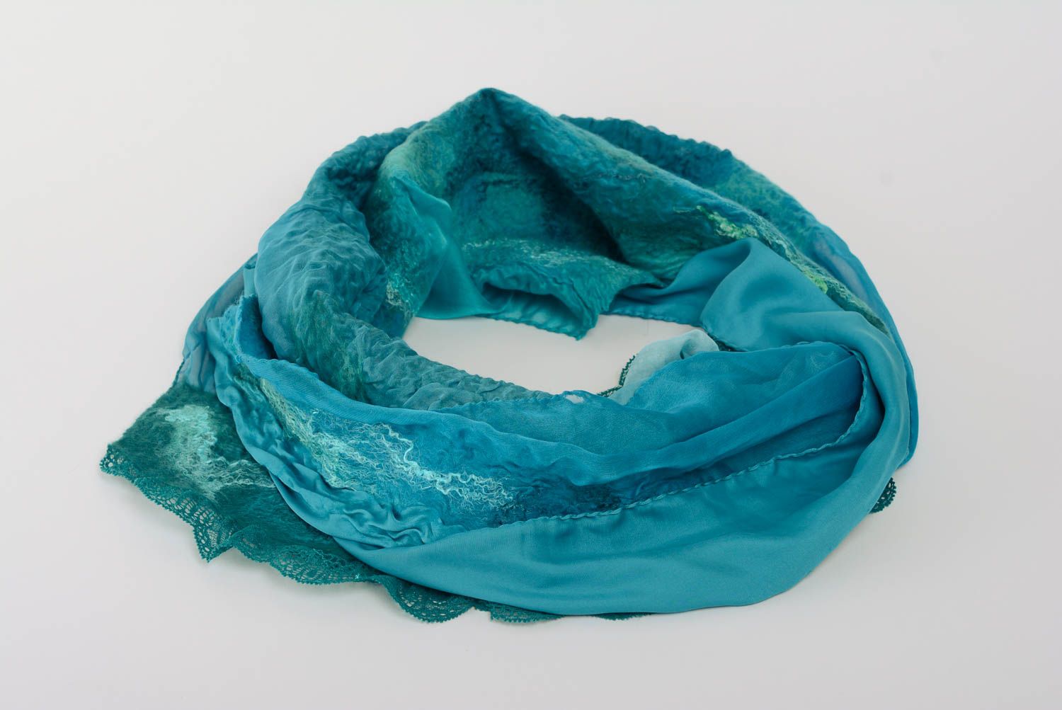 Blauer Schal aus Wolle stilvoll meergrün mit Seide originell handmade für Frauen foto 1