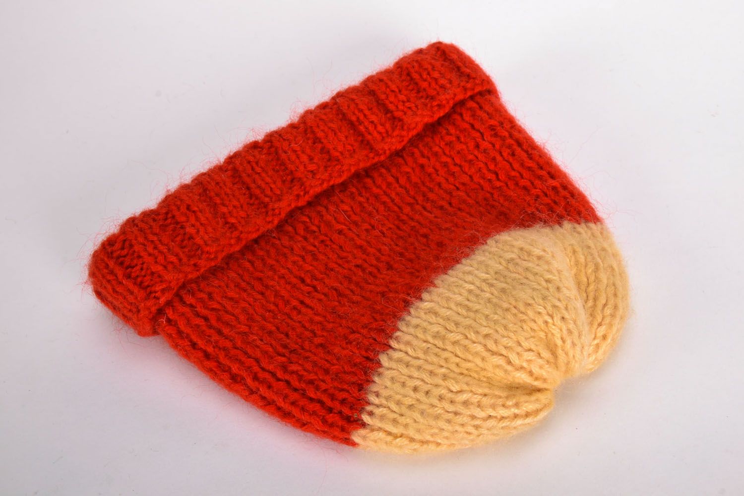 Bonnet tricoté rouge fait main photo 3
