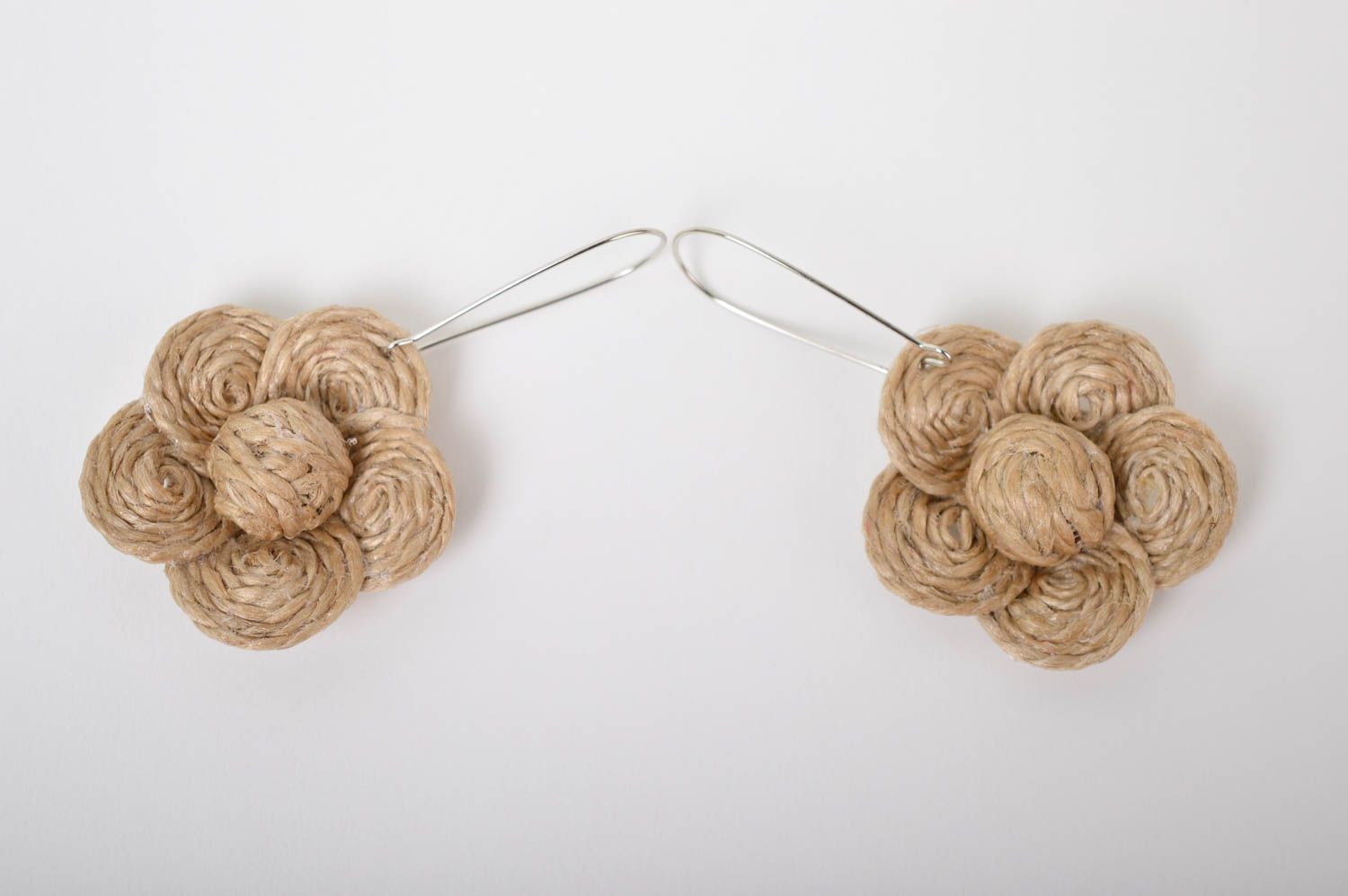 Beautiufl handmade cord earrings flower earrings design fashion accessories photo 3