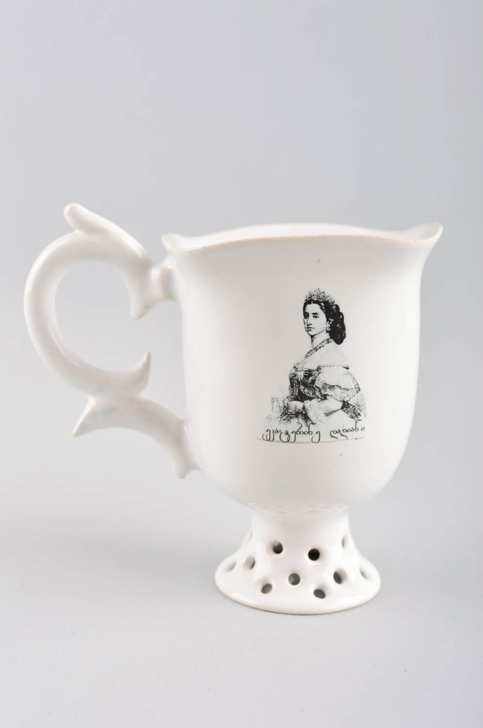 Taza de cerámica hecha a mano utensilio de cocina taza para té con platillo foto 5