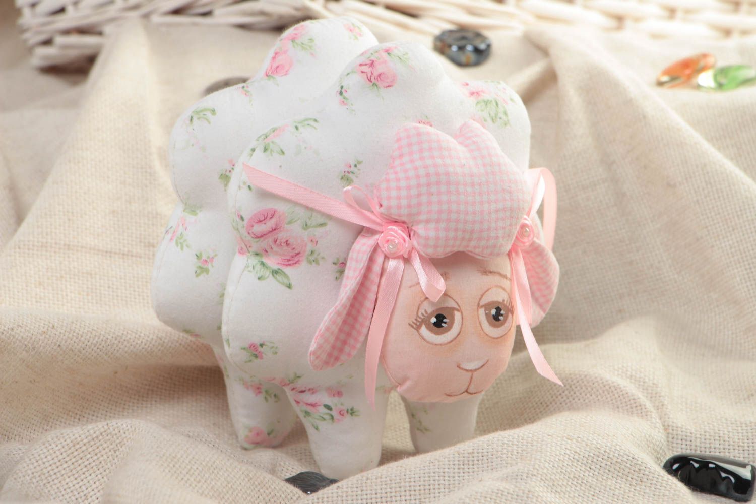 Мягкая игрушка овечка из ткани ручной работы авторская красивая для детей фото 1