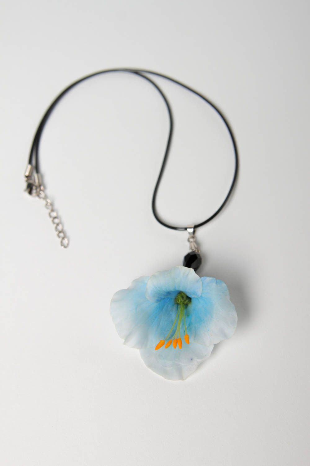 Pendentif fleur bleue Bijou fait main Idée cadeau femme pâte polymère  photo 2