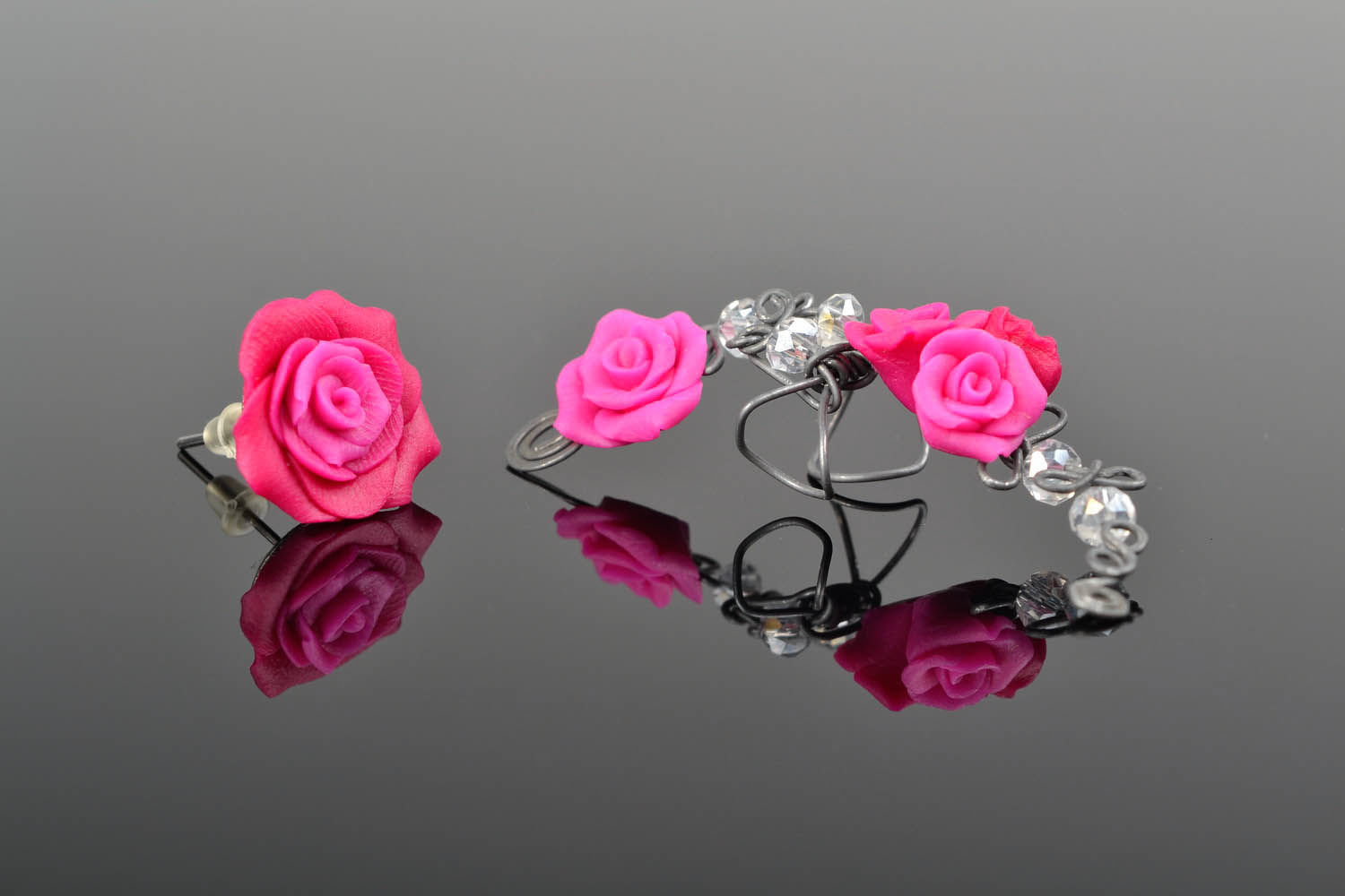 Stud earring and cuff Pink roses photo 1
