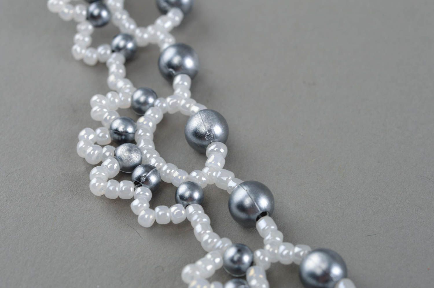 Damen Halskette aus Glasperlen in Weiß originell Collier handmade Geschenk foto 3