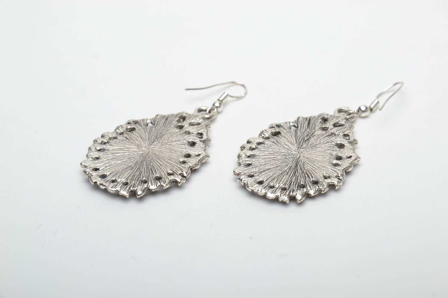 Epoxy earrings with real flowers photo 5