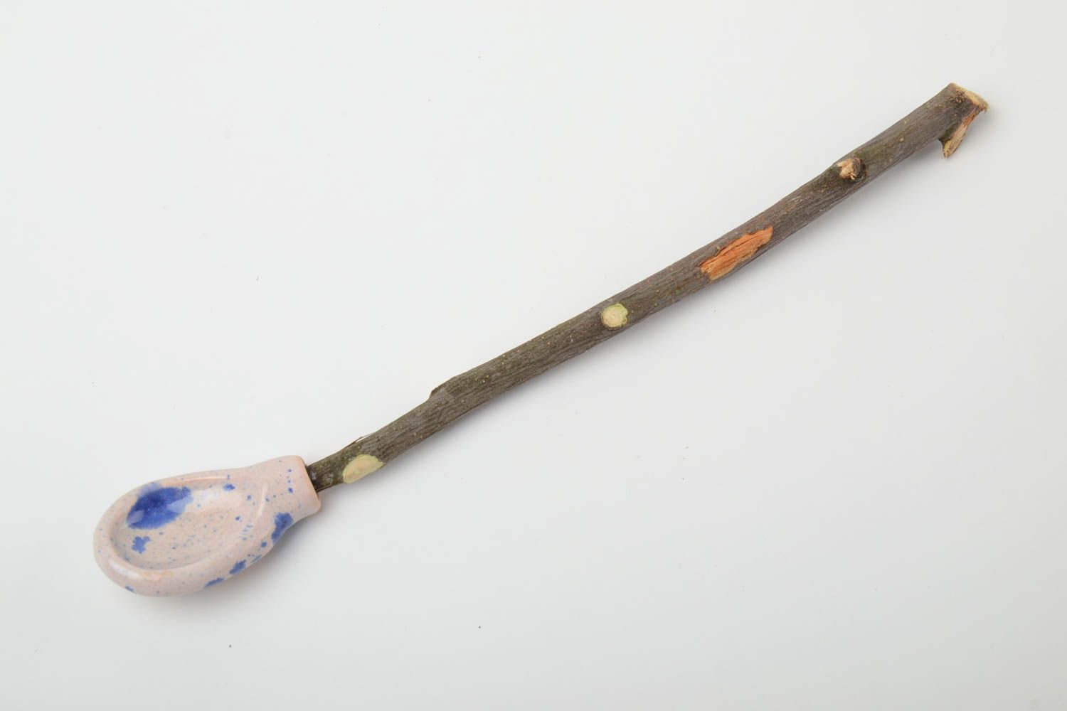 Цветная ложка для специй из глины и деревянной веточки абрикоса ручной работы фото 2