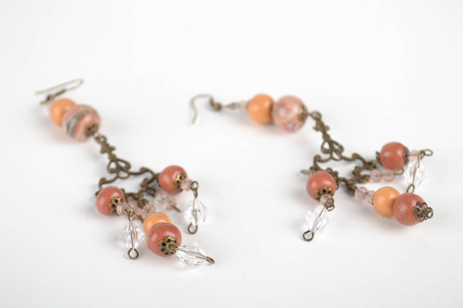 Boucles d'oreilles pendantes Bijou fait main perles chaînes Accessoire femme photo 2