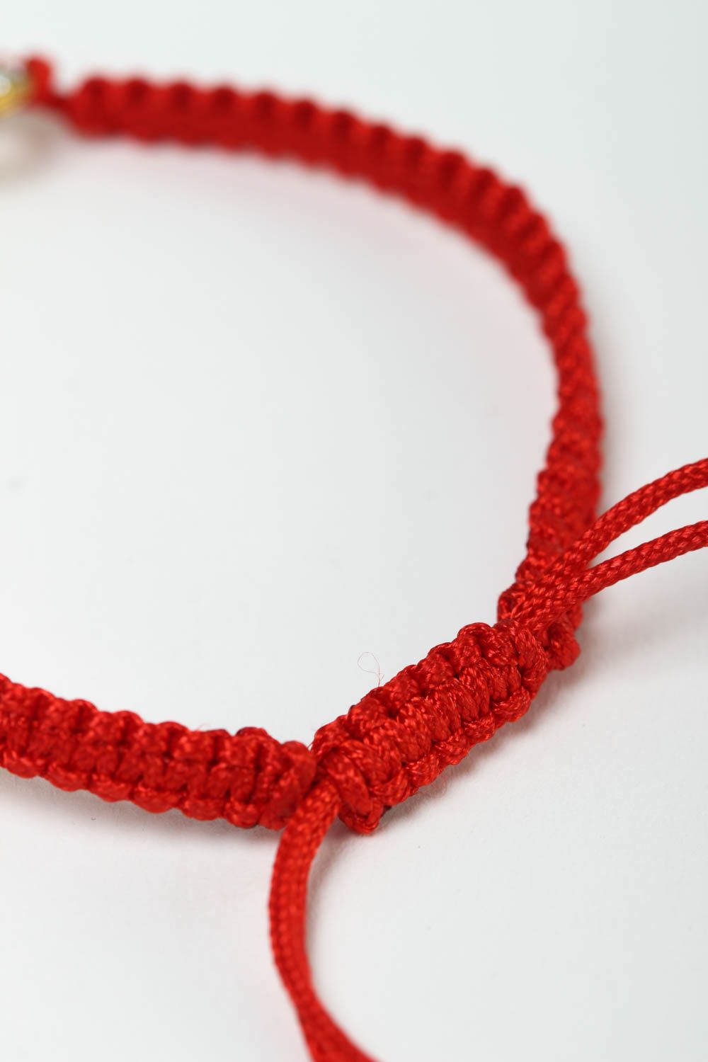 Pulsera de hilos rojos hecha a mano bisutería de moda accesorio para mujer  foto 4