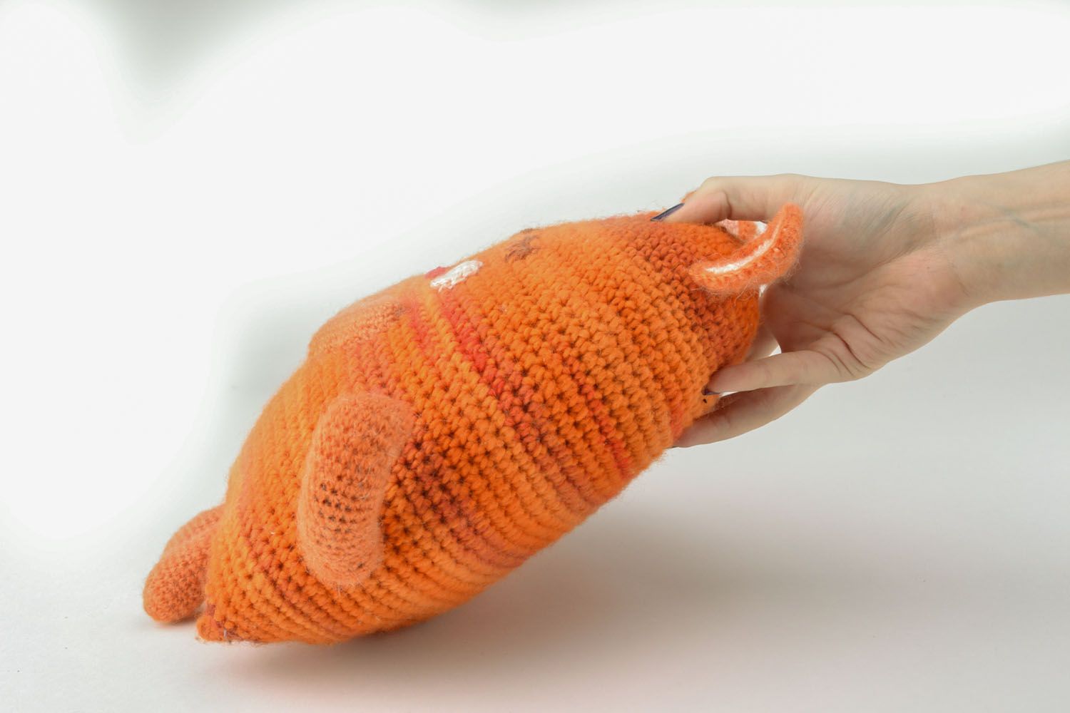 Giocattolo a maglia fatto a mano a forma di gatto arancione pupazzo morbido  foto 1