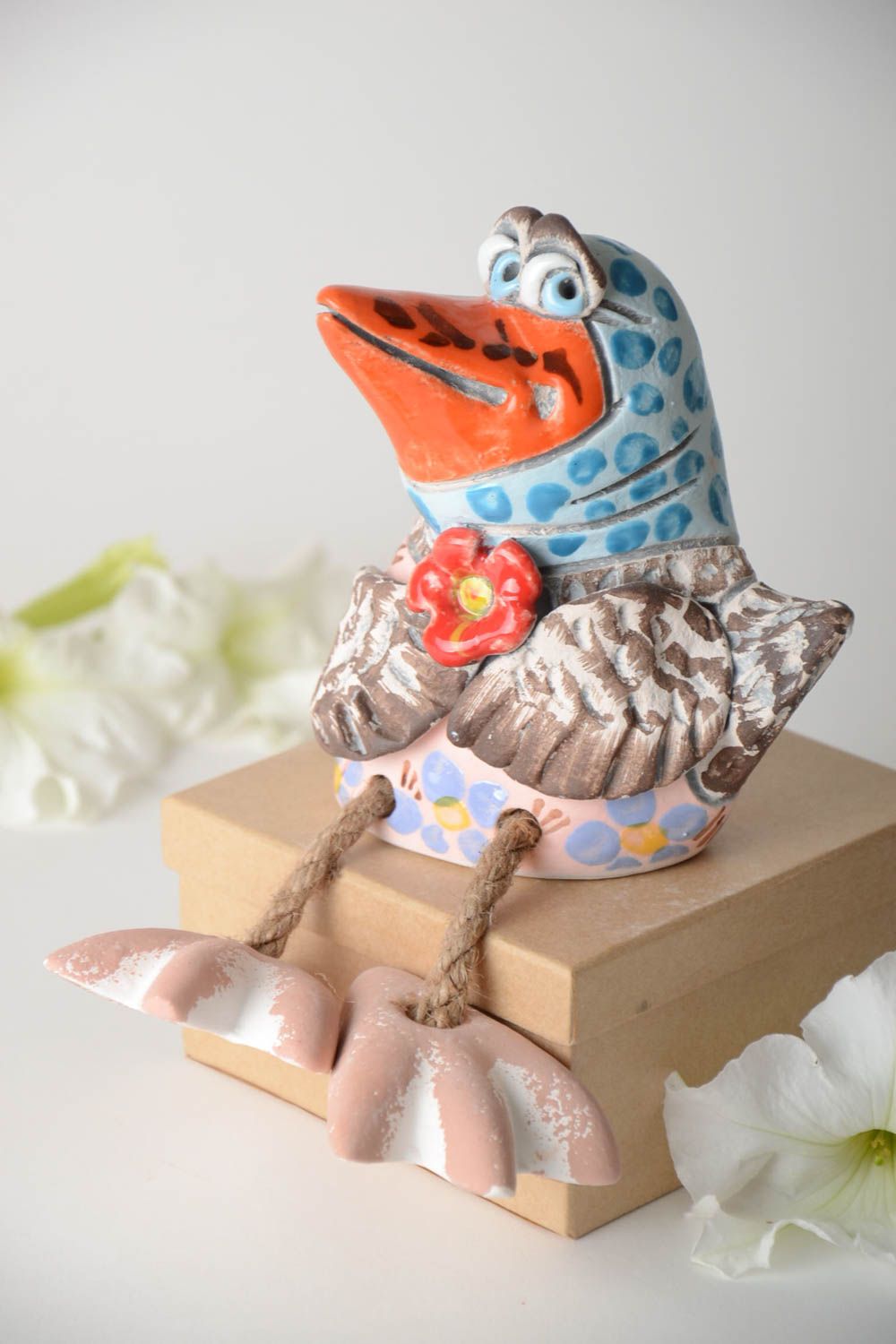 Tirelire céramique peinte Tirelire fait main Déco maison en forme d'oiseau photo 1