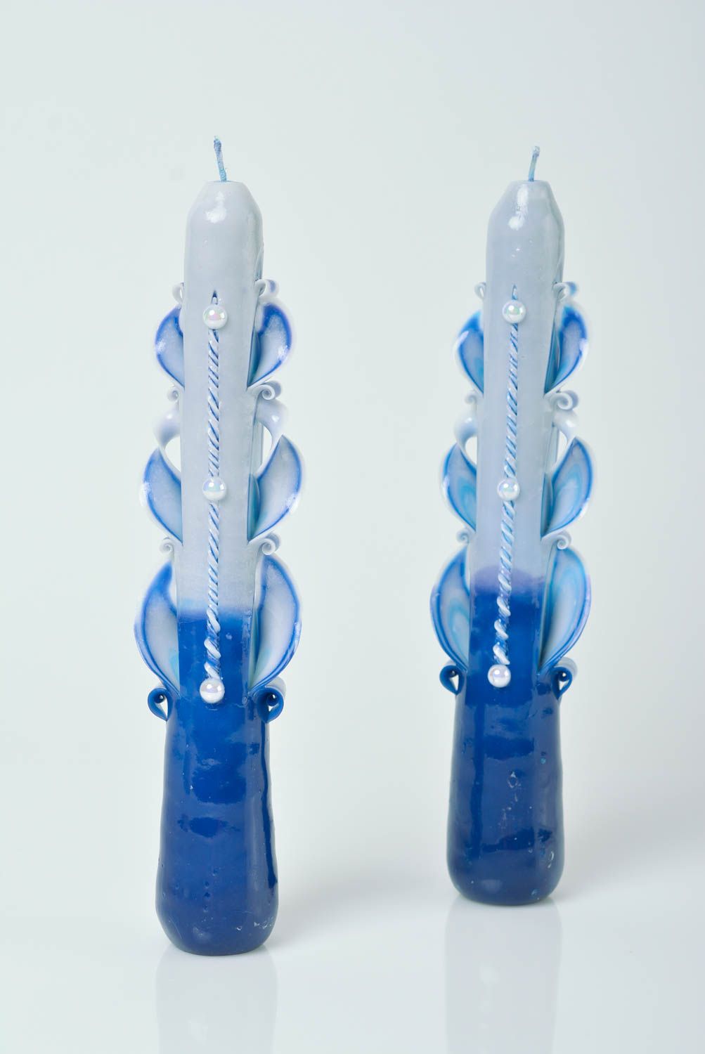 Декоративные свечи набор из 2 изделий серые с голубым красивые резные хэнд мейд фото 1