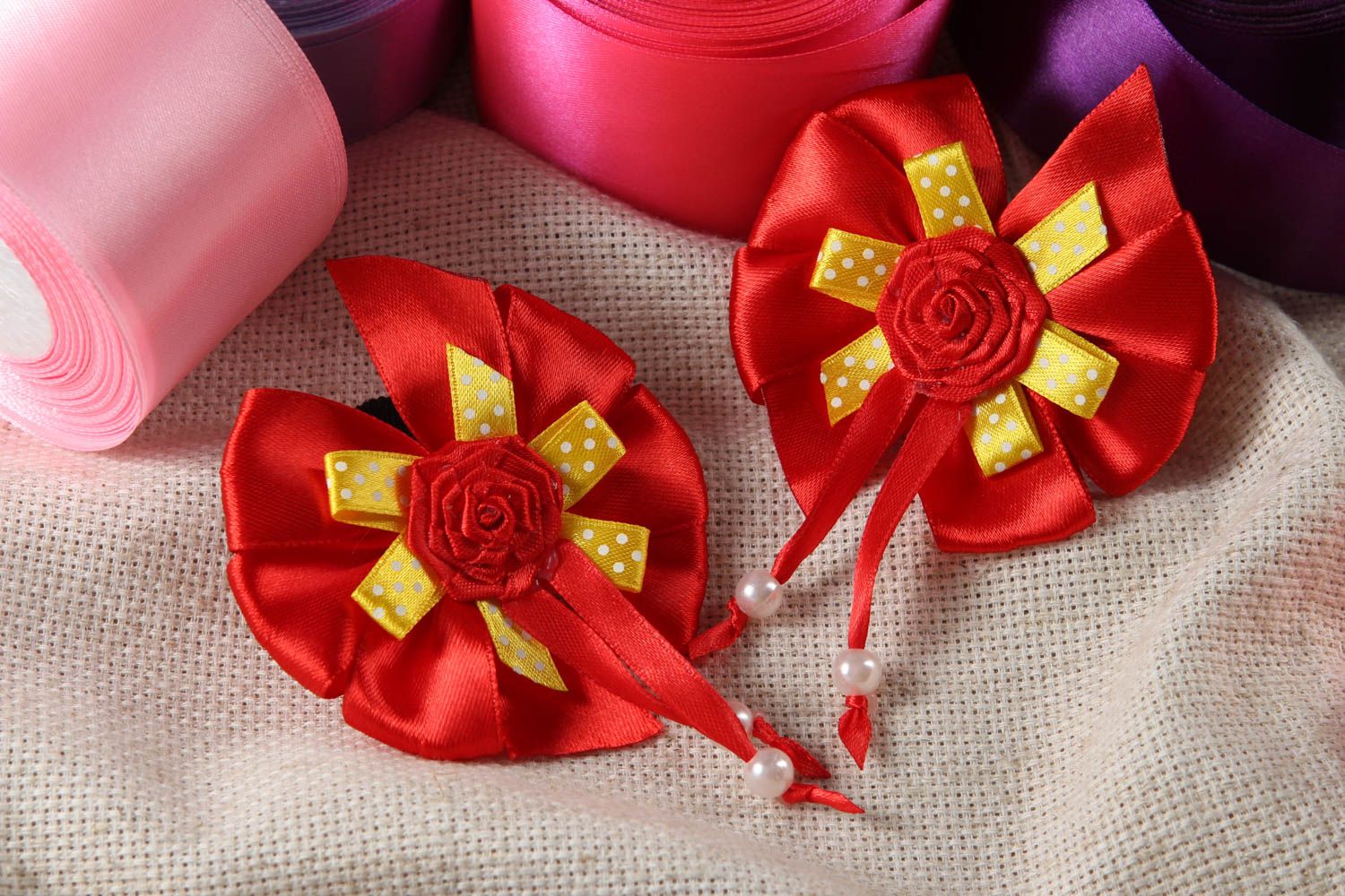 Schöne Blumen Haargummis Schmuck handgemacht Accessoires für Mädchen 2 Stück rot foto 1
