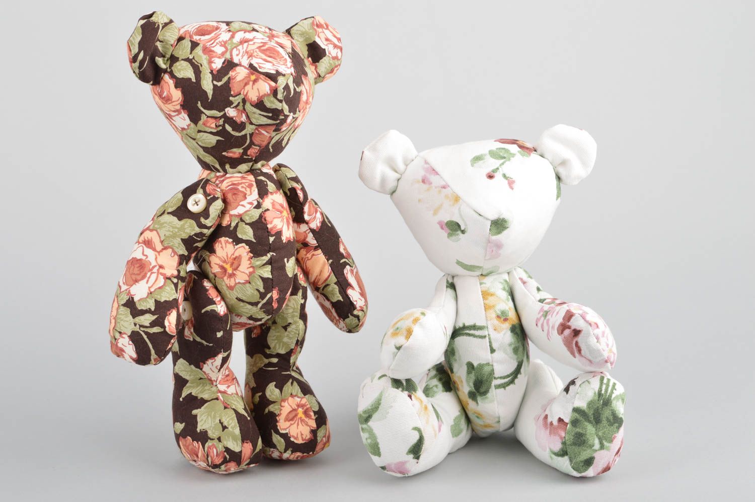 Set of 2 handmade children's soft toys sewn of cotton fabric Bears Friends photo 2