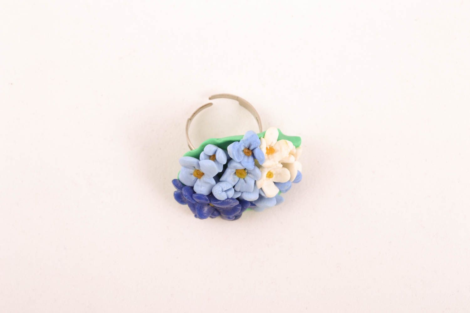 Schmuck Ring mit Blumen aus Polymerton foto 2